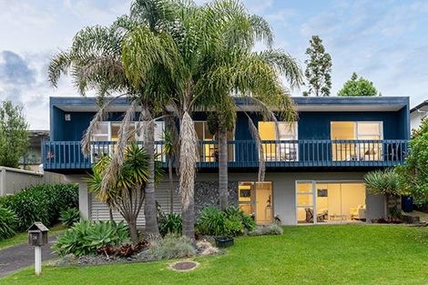 Photo of property in 30 Amante Crescent, Mairangi Bay, Auckland, 0630