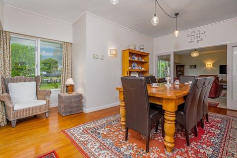 Photo of property in 35 Wanganui Road, Marton, 4710
