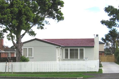 Photo of property in 628 Te Atatu Road, Te Atatu Peninsula, Auckland, 0610