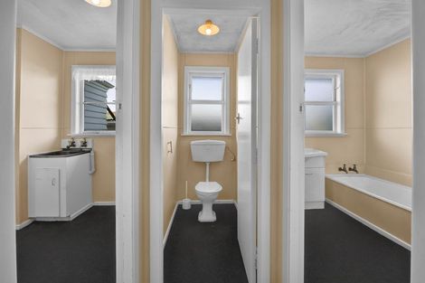 Photo of property in 198 Beaconsfield Road, Midhirst, Stratford, 4394