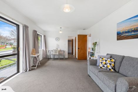 Photo of property in 1 Quo Vadis Place, Red Beach, 0932