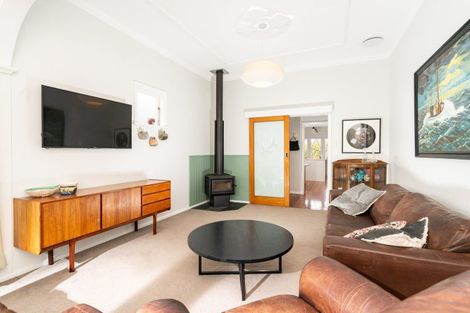 Photo of property in 9 Cruickshank Street, Kilbirnie, Wellington, 6022