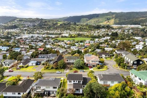 Photo of property in 71 Oriel Avenue, Tawa, Wellington, 5028