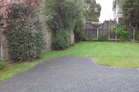 Photo of property in 18 Frederick Street, Two Mile Bay, Taupo, 3330
