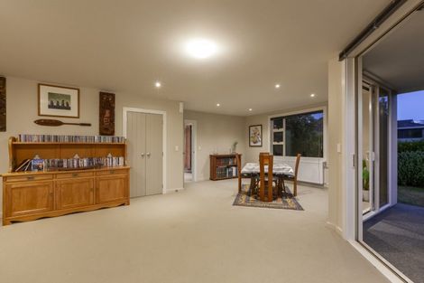 Photo of property in 3 Golf Road, Paraparaumu Beach, Paraparaumu, 5032