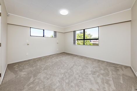 Photo of property in 26 Secretariat Place, Randwick Park, Auckland, 2105