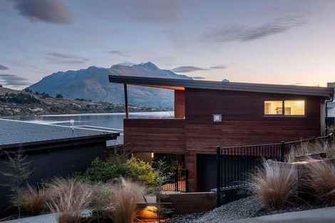Photo of property in 13 Livingstone Lane, Frankton, Queenstown, 9300