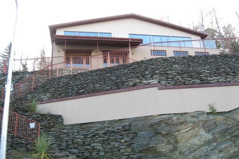 Photo of property in 97 Hensman Road, Queenstown, 9300