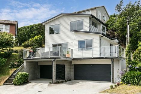 Photo of property in 21 Sidlaw Street, Strathmore Park, Wellington, 6022