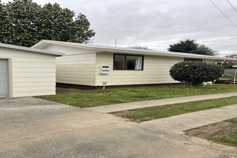 Photo of property in 13 Somme Crescent, Hillcrest, Hamilton, 3216