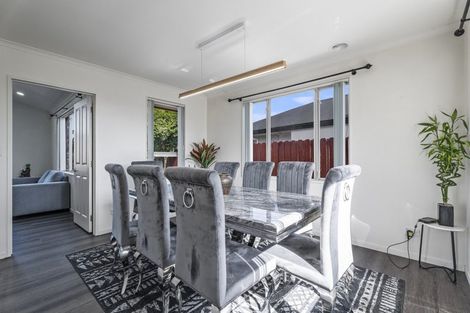 Photo of property in 16 Callum Brae Drive, Rototuna, Hamilton, 3210