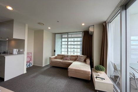 Photo of property in 903/17 Osterley Way, Manukau, Auckland, 2104