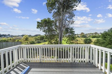 Photo of property in 2/72 Alabaster Drive, Papatoetoe, Auckland, 2025