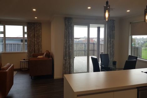 Photo of property in 30 Matenga Street, Waikanae, 5036