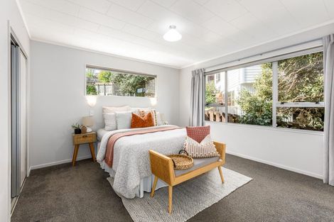 Photo of property in 5 Romesdale Road, Papakowhai, Porirua, 5024