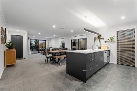 Photo of property in 20 Empire Crescent, Papamoa, 3118