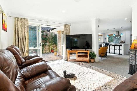 Photo of property in 32 Rosella Drive, Welcome Bay, Tauranga, 3112