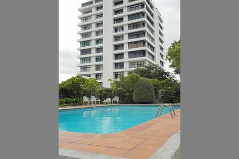 Photo of property in 45 Stanley Point Road, Stanley Point, Auckland, 0624