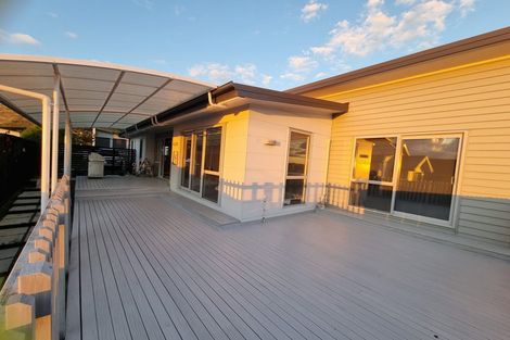 Photo of property in 9 Knoll Rise, Pukekohe, 2120