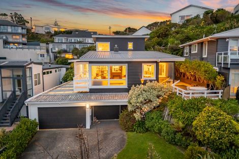 Photo of property in 42 Lohia Street, Khandallah, Wellington, 6035
