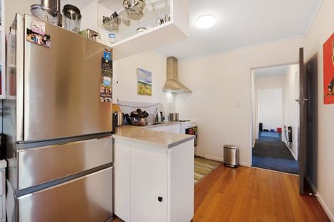 Photo of property in 116 Severn Street, Island Bay, Wellington, 6023