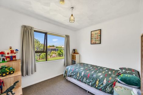 Photo of property in 27 Mckeefry Avenue, Greenmeadows, Napier, 4112