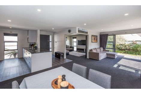 Photo of property in 68 Orrick Crescent, Avondale, Christchurch, 8061