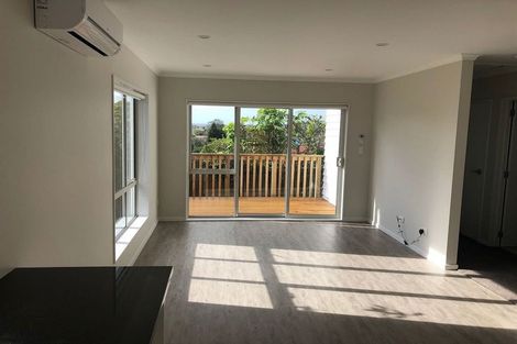 Photo of property in 28 Pooley Street, Pakuranga Heights, Auckland, 2010