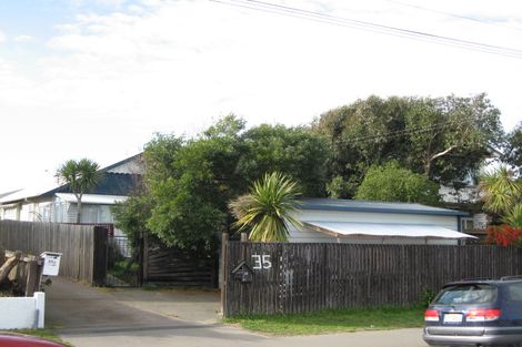 Photo of property in 35 Oram Avenue, New Brighton, Christchurch, 8061