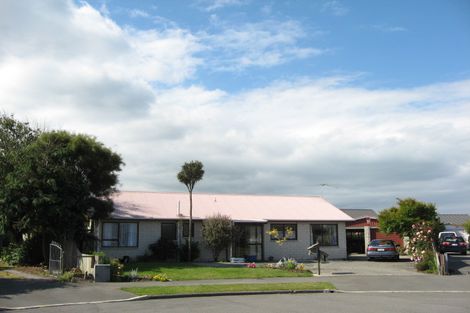 Photo of property in 9 Hurst Place, Parklands, Christchurch, 8083