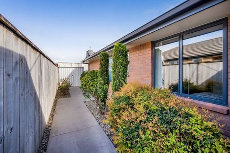 Photo of property in 9 Huetu Place, Bell Block, New Plymouth, 4312