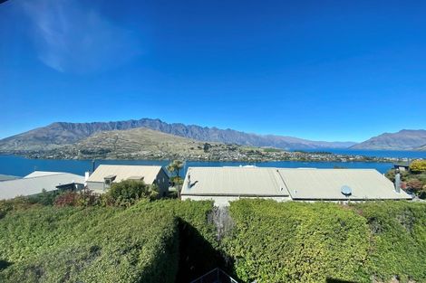 Photo of property in 1 Highview Terrace, Queenstown, 9300