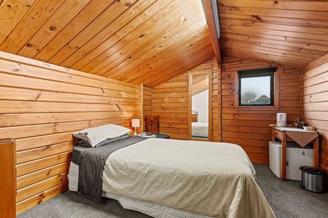 Photo of property in 42 Steadman Road, Broomfield, Christchurch, 8042