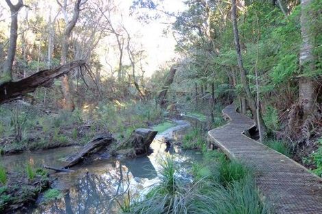 Photo of property in 14a Glade Place, Birkenhead, Auckland, 0626