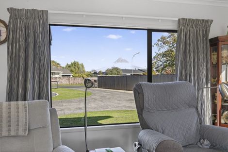 Photo of property in 20 Kowhai Street, Strandon, New Plymouth, 4312