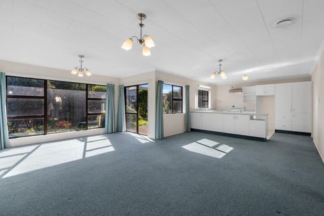 Photo of property in 1/17 Whiteley Street, Moturoa, New Plymouth, 4310