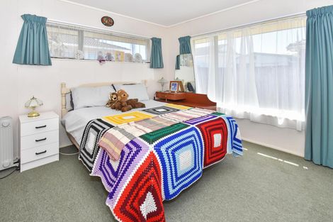 Photo of property in 100a Browns Road, Manurewa, Auckland, 2102