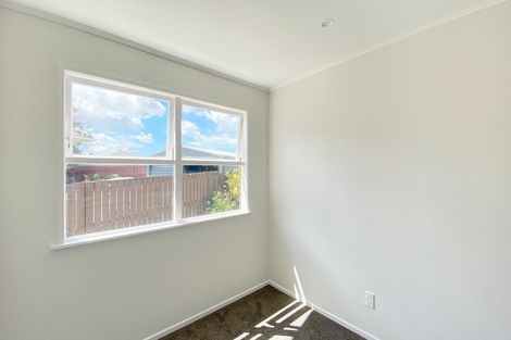 Photo of property in 13 Burlington Place, Manurewa, Auckland, 2102