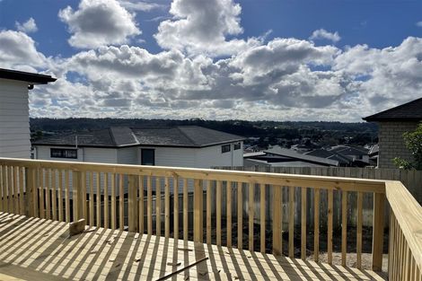 Photo of property in 4 Matuka Lane, Ranui, Auckland, 0612