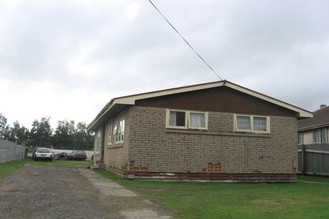 Photo of property in 19 Brighton Crescent, Highbury, Palmerston North, 4412