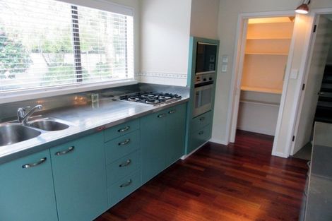 Photo of property in 10 Chevron Place, Ilam, Christchurch, 8041
