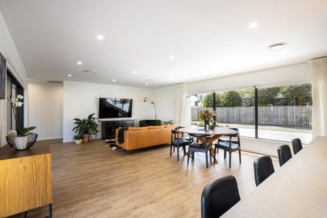 Photo of property in 20b Gordon Street, Glen Avon, New Plymouth, 4312