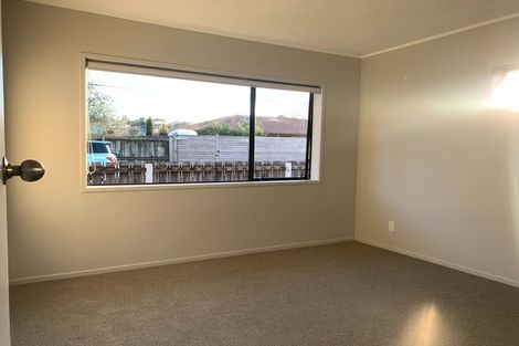 Photo of property in 2/92 Nile Road, Milford, Auckland, 0620