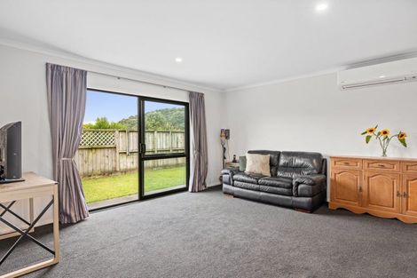 Photo of property in 281 Lakes Boulevard, Pyes Pa, Tauranga, 3112