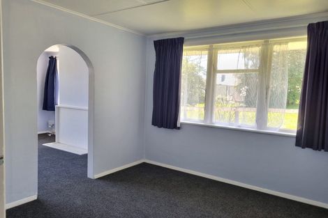 Photo of property in 3 Aberfeldy Street, Cannons Creek, Porirua, 5024