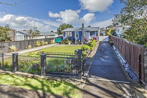 Photo of property in 43 Margaret Road, Papatoetoe, Auckland, 2025