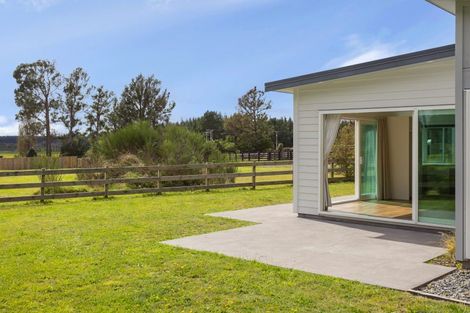 Photo of property in 64 John Norrie Place, Motuoapa, Turangi, 3382