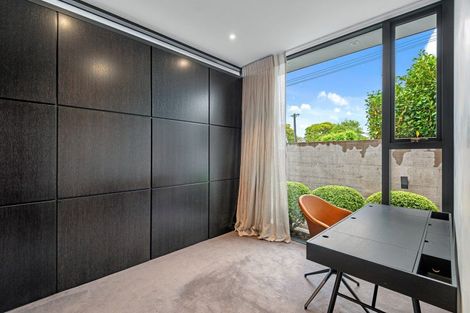 Photo of property in 68 Garden Road, Merivale, Christchurch, 8014