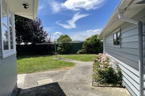 Photo of property in 21 Abraham Crescent, Milson, Palmerston North, 4414