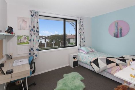 Photo of property in 6 Castile Place, Belfast, Christchurch, 8051
